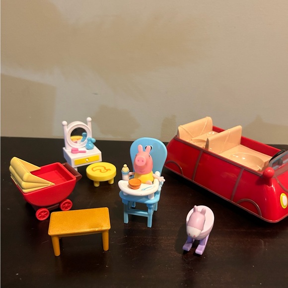 Peppa Pig Baby Alexander highchair carriage rocking horse set + red car playset - Picture 1 of 4
